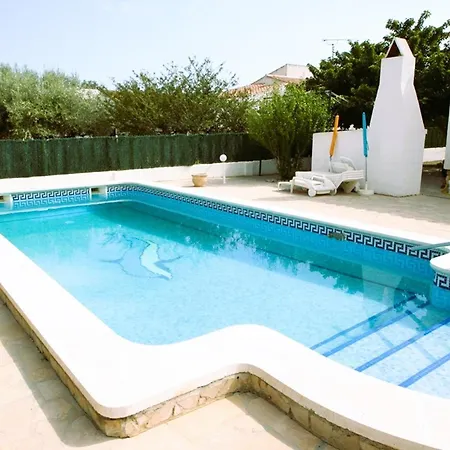 En 8 Personas Con Piscina Privada Y Estacionamiento - Hisp-217-216 Villa